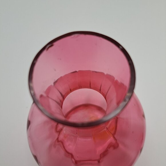 Cranberry Glass Vase Hand Blown Vintage Style Decorative Accent Piece - Picture 7 of 12